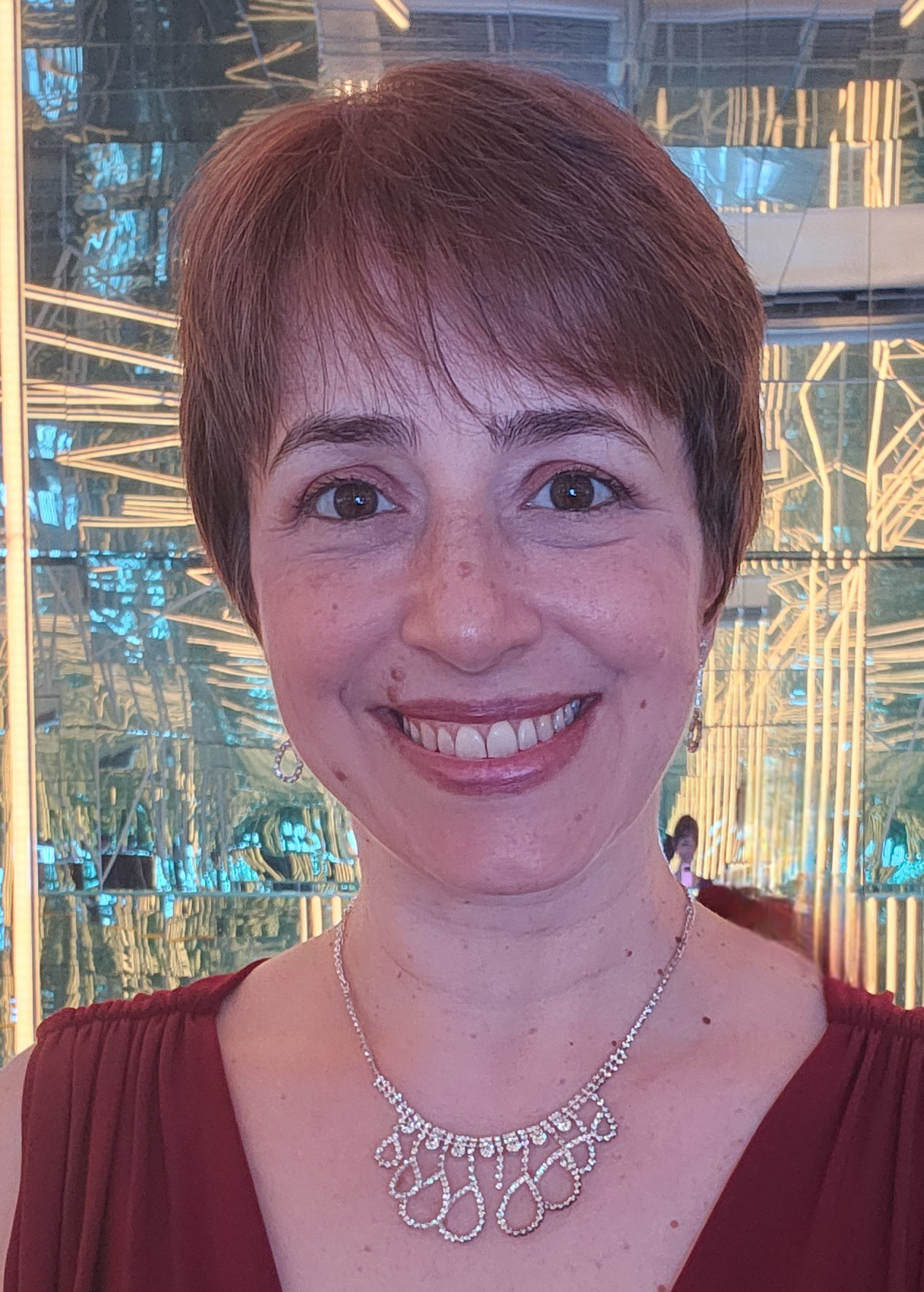 Alyne Grava Côrtes Fernandes