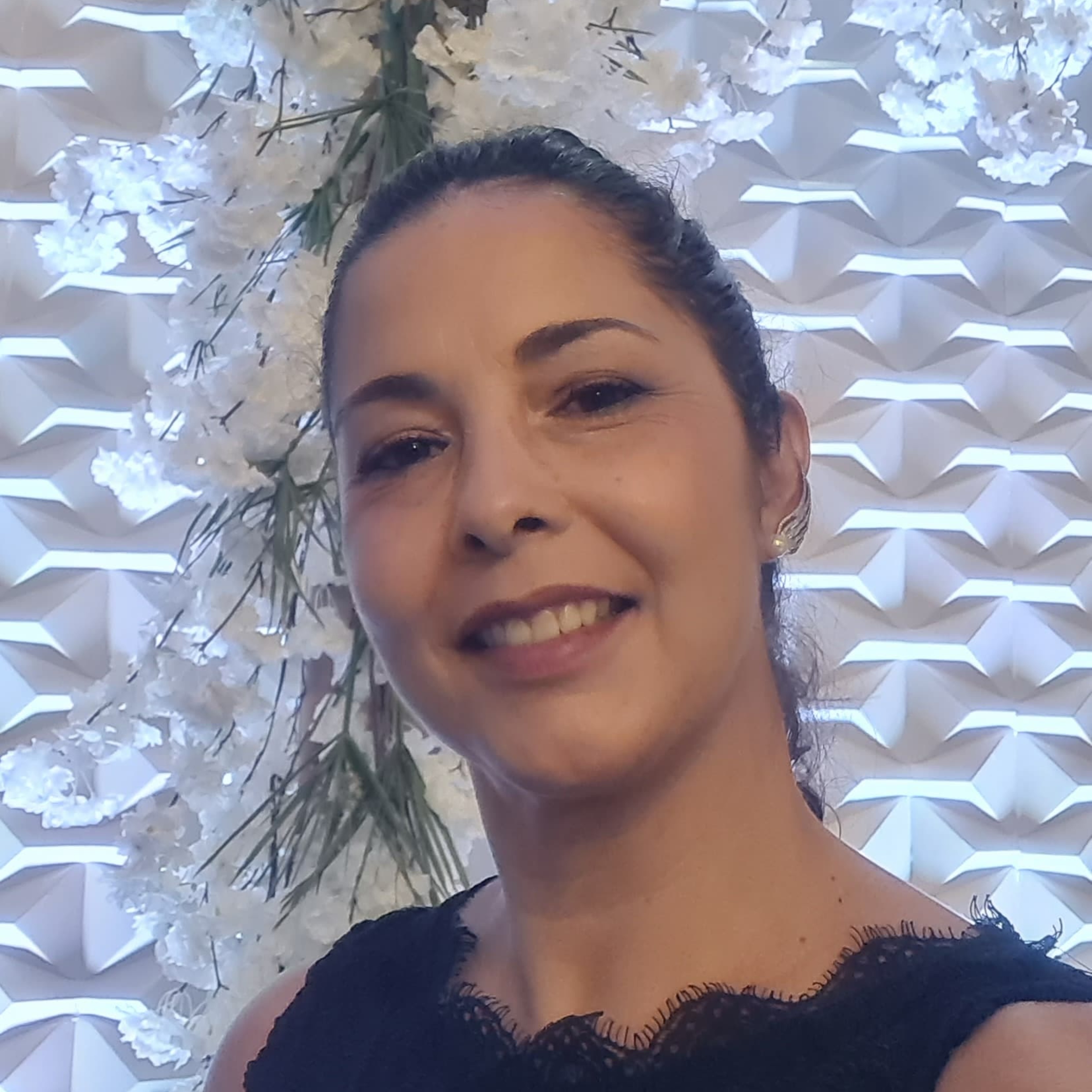 Anna Veruska Lira Barros